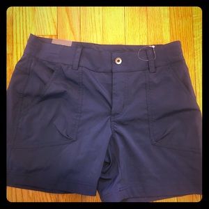 Columbia size 6 Active Fit Womens shorts